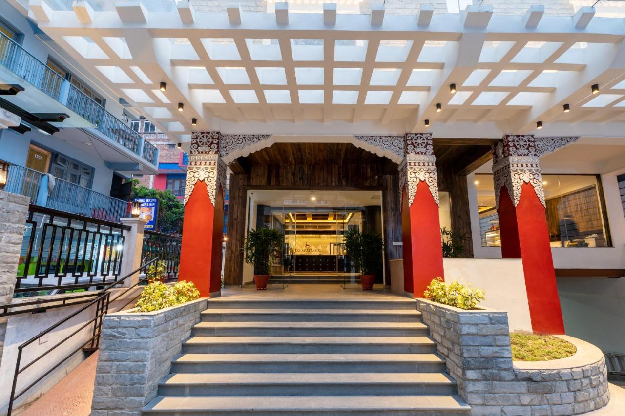 Hotel Lo Mustang كاتماندو المظهر الخارجي الصورة