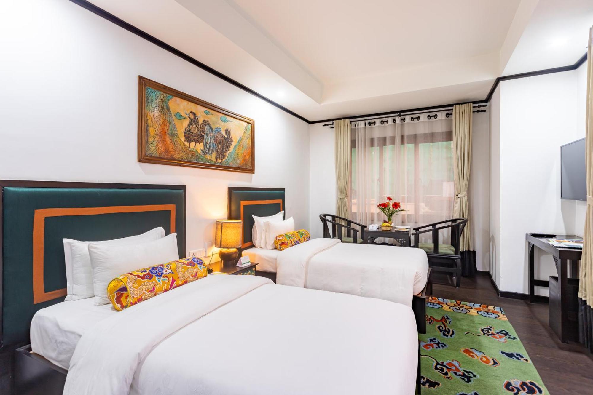 Hotel Lo Mustang كاتماندو المظهر الخارجي الصورة